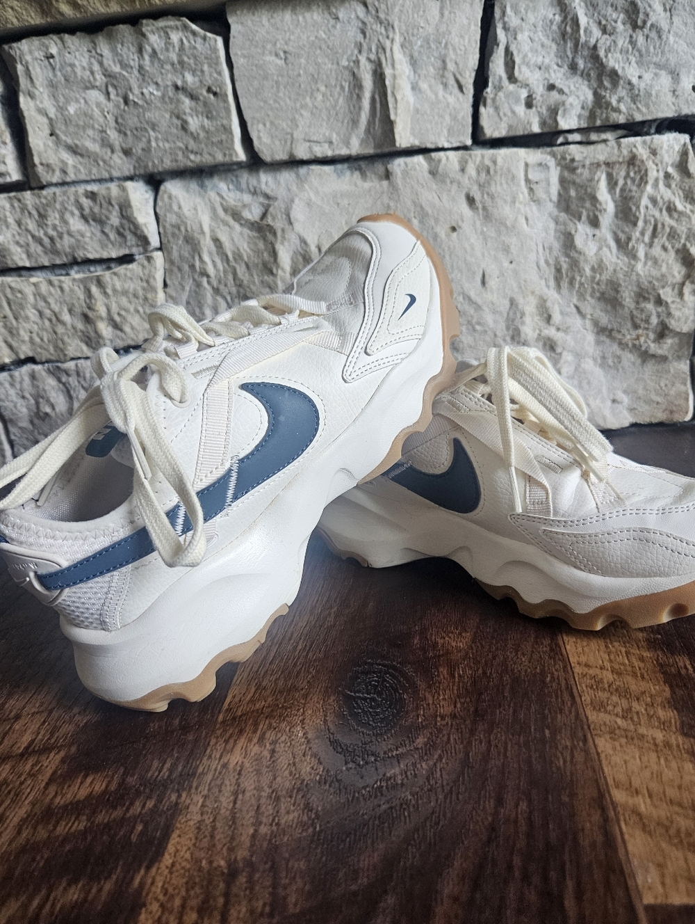 Nike White and Blue Sneakers